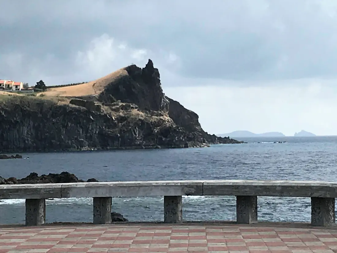 Résidence mit Blick auf das Wasser