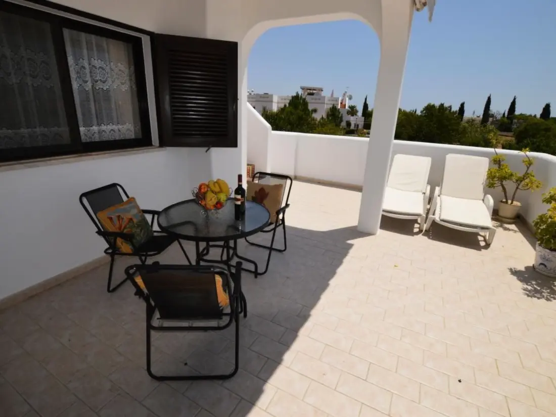 Résidence Große Wohnung in Carvoeiro mit Möblierter Terrasse