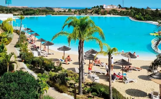 Golf, Soleil Et Piscine Privée Pour Un Séjour De Rêve !
