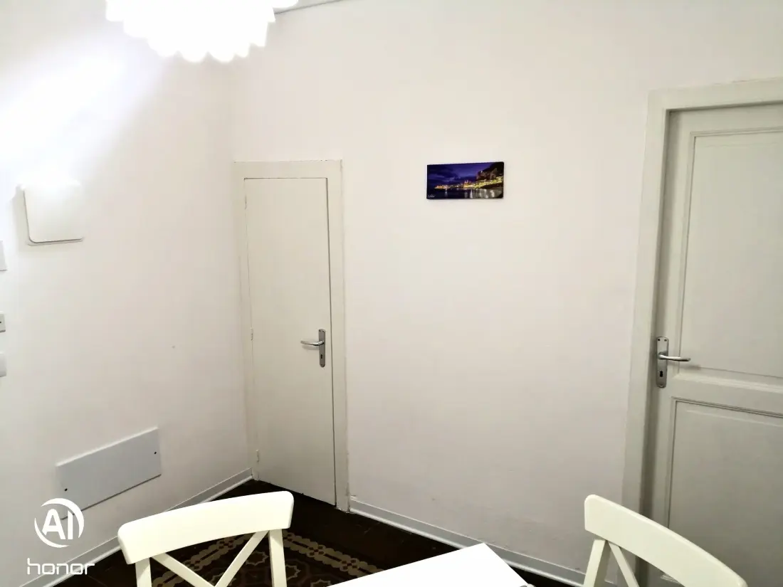 Résidence Wohnung im Zentrum mit Balkon, in der Nähe des Meeres