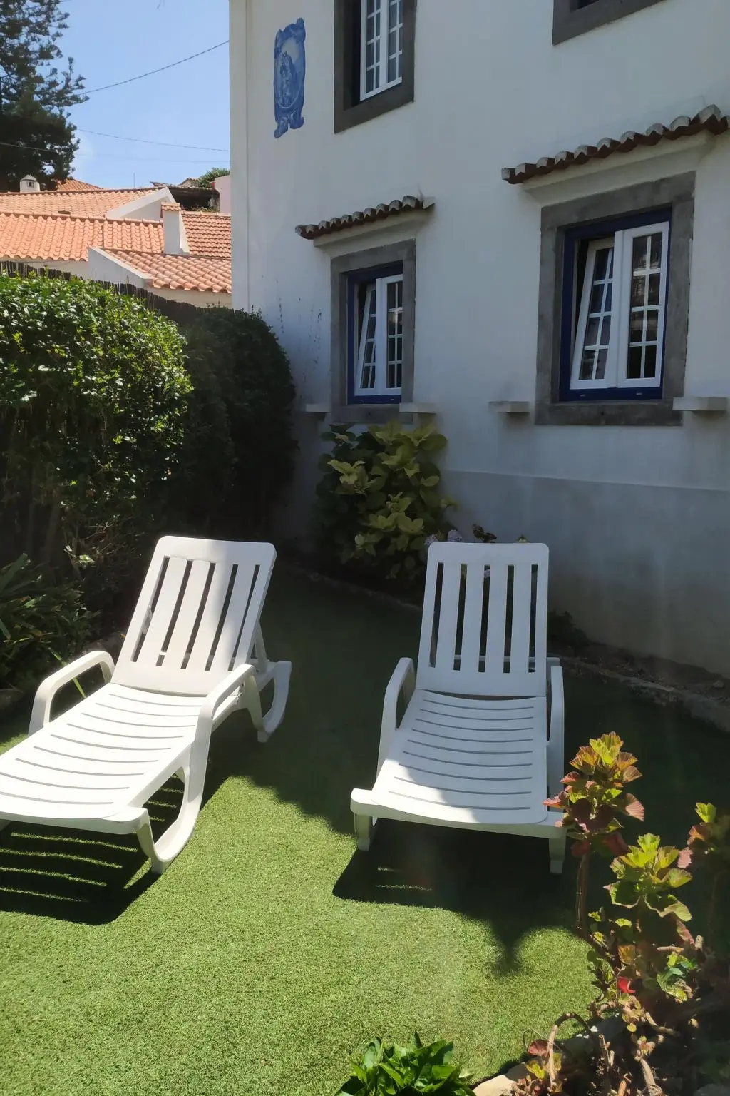 Résidence Schöne Wohnung in Azenhas Mar mit großem Garten