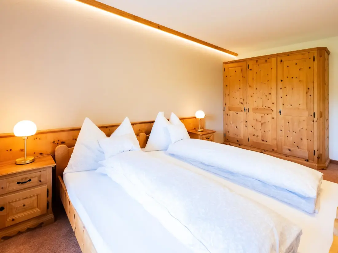 Résidence Bündastrasse 22 EG Appartement/Fewo, Dusche oder Bad, WC 2 1/2-Zimmerwohnung