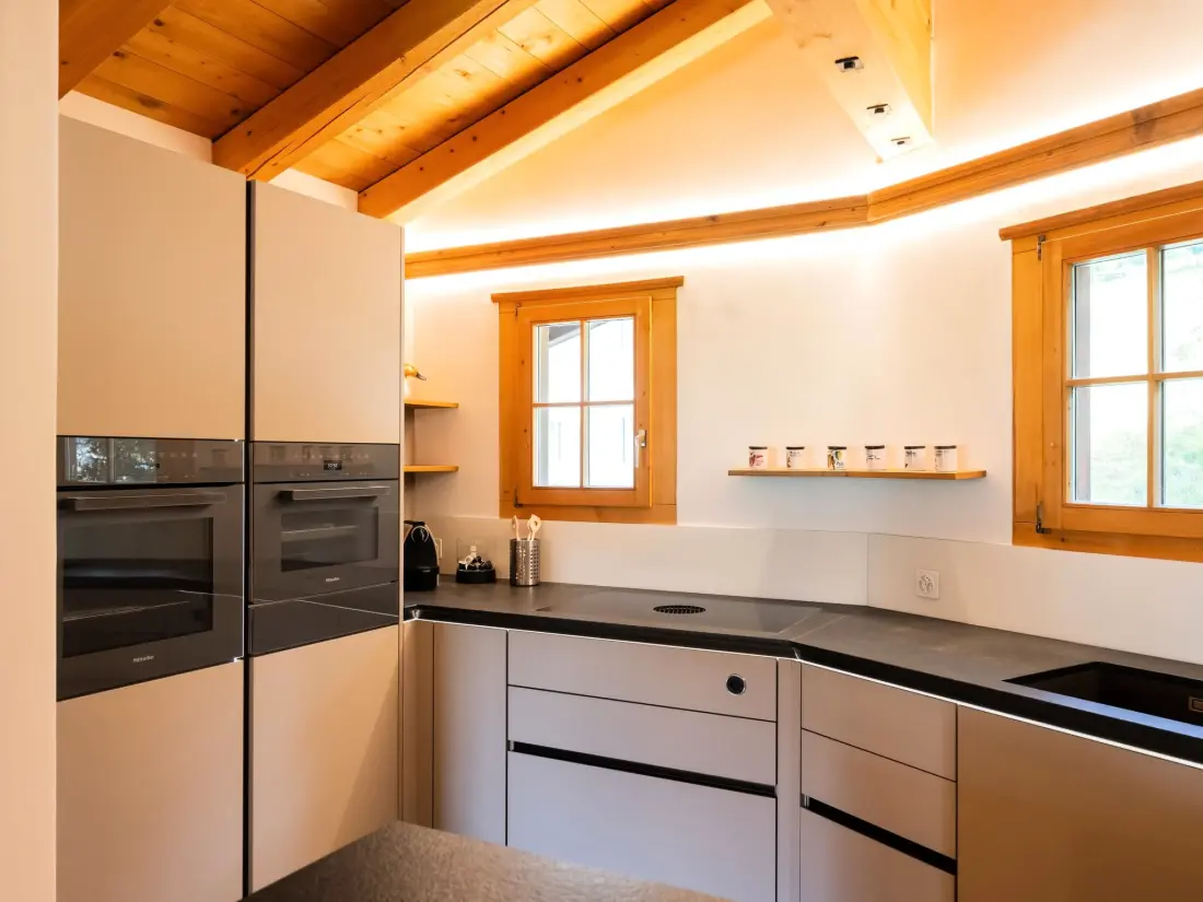 Résidence Bündastrasse 22 OG Appartement/Fewo, Dusche oder Bad, WC 6 1/2-Zimmerwohnung