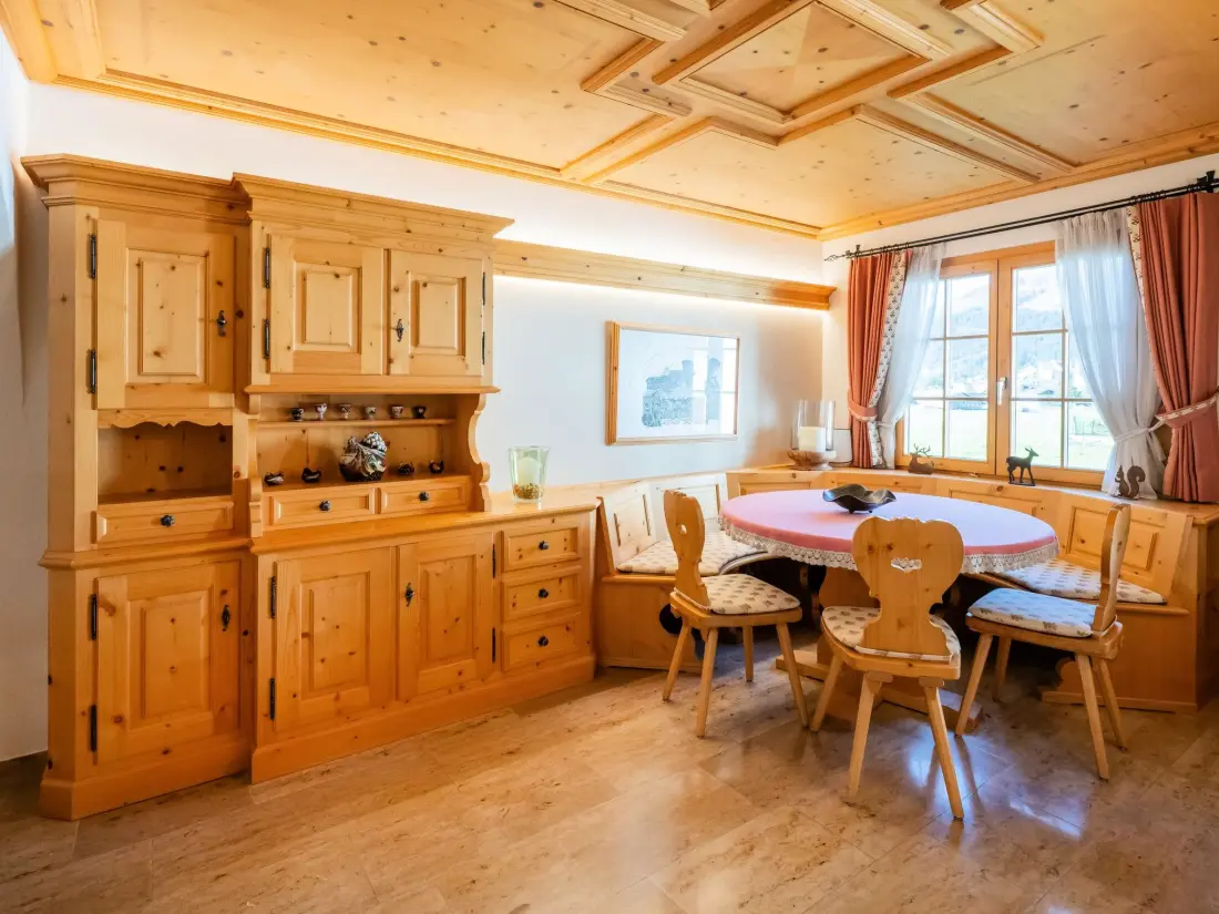Résidence Bündastrasse 22 OG Appartement/Fewo, Dusche oder Bad, WC 6 1/2-Zimmerwohnung