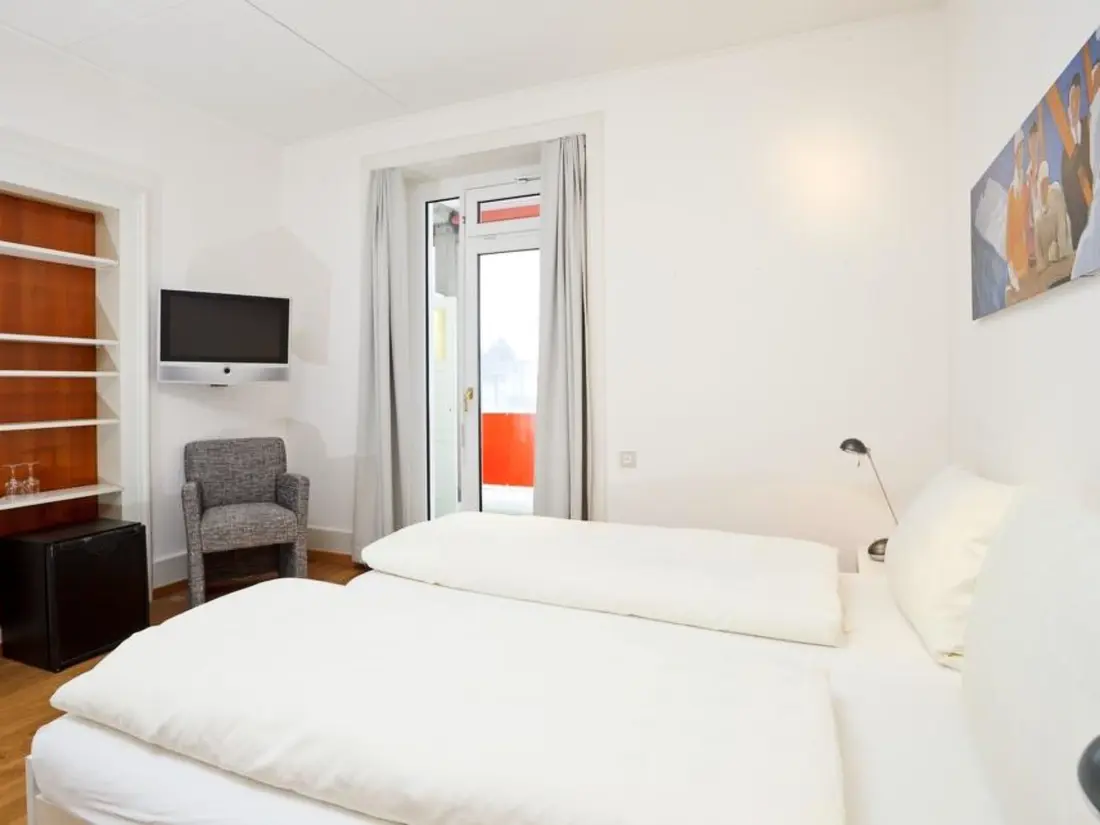 Résidence Ferienwohnung Hotel National Appartement/Fewo, Dusche oder Bad, WC