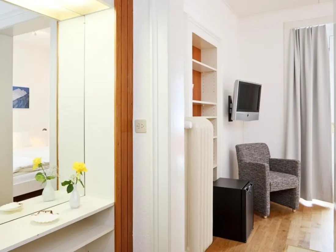 Résidence Ferienwohnung Hotel National Appartement/Fewo, Dusche oder Bad, WC