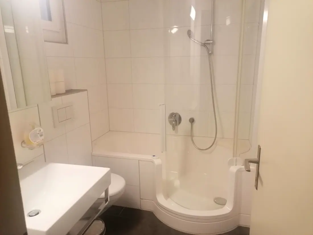 Résidence Talstrasse 22 App 34 Appartement/Fewo, Dusche oder Bad, WC 2½-Zimmerwohnung