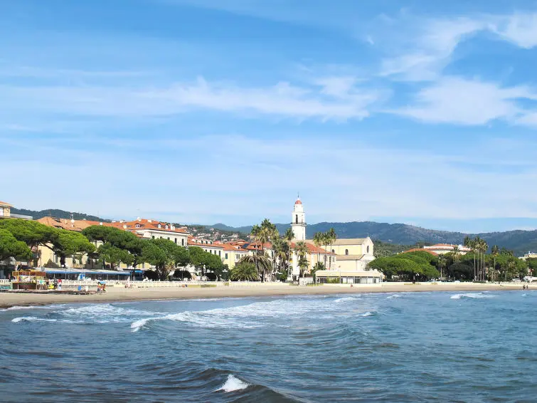 Maison de Vacances Diano Marina