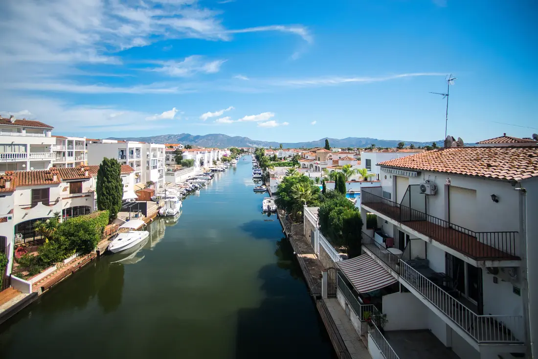 Appartements à Empuriabrava