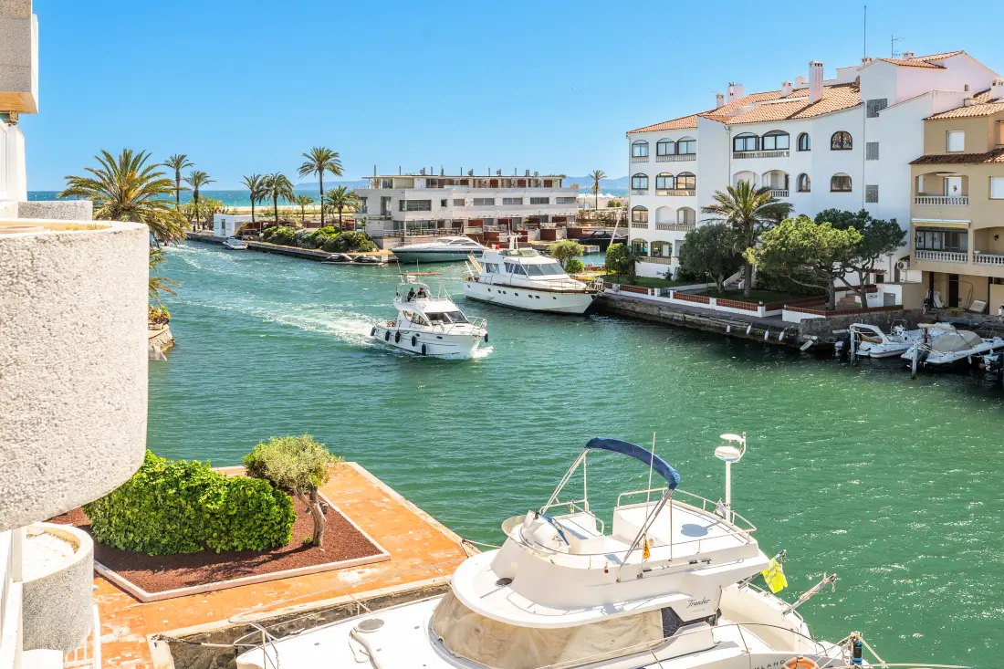 Appartements à Empuriabrava