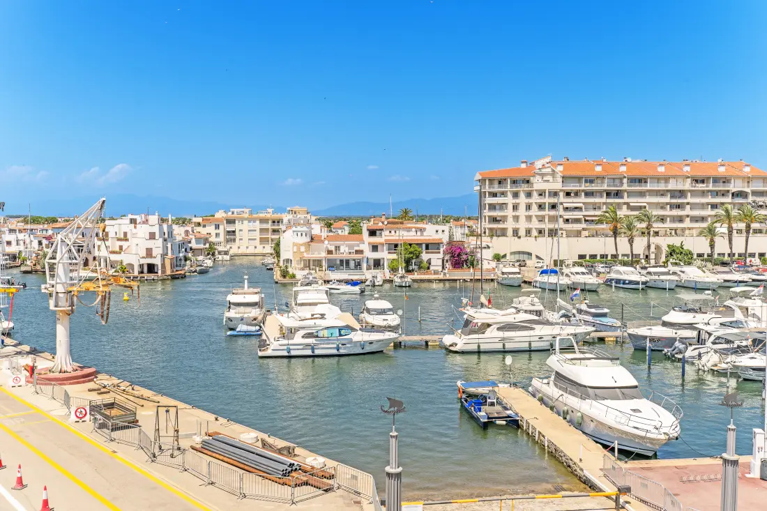 Appartements à Empuriabrava