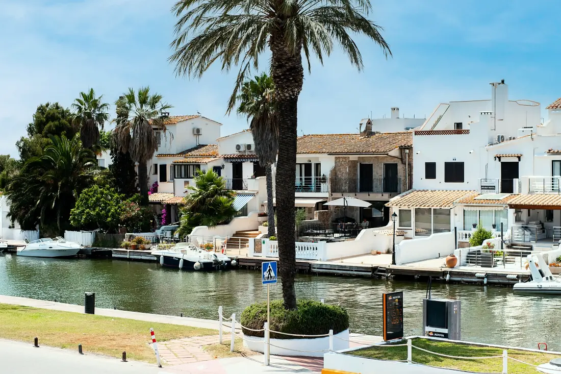 Appartements à Empuriabrava