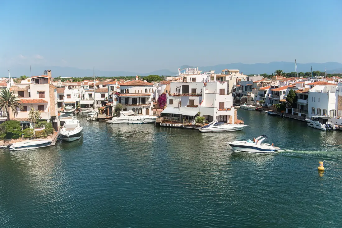 Appartements à Empuriabrava