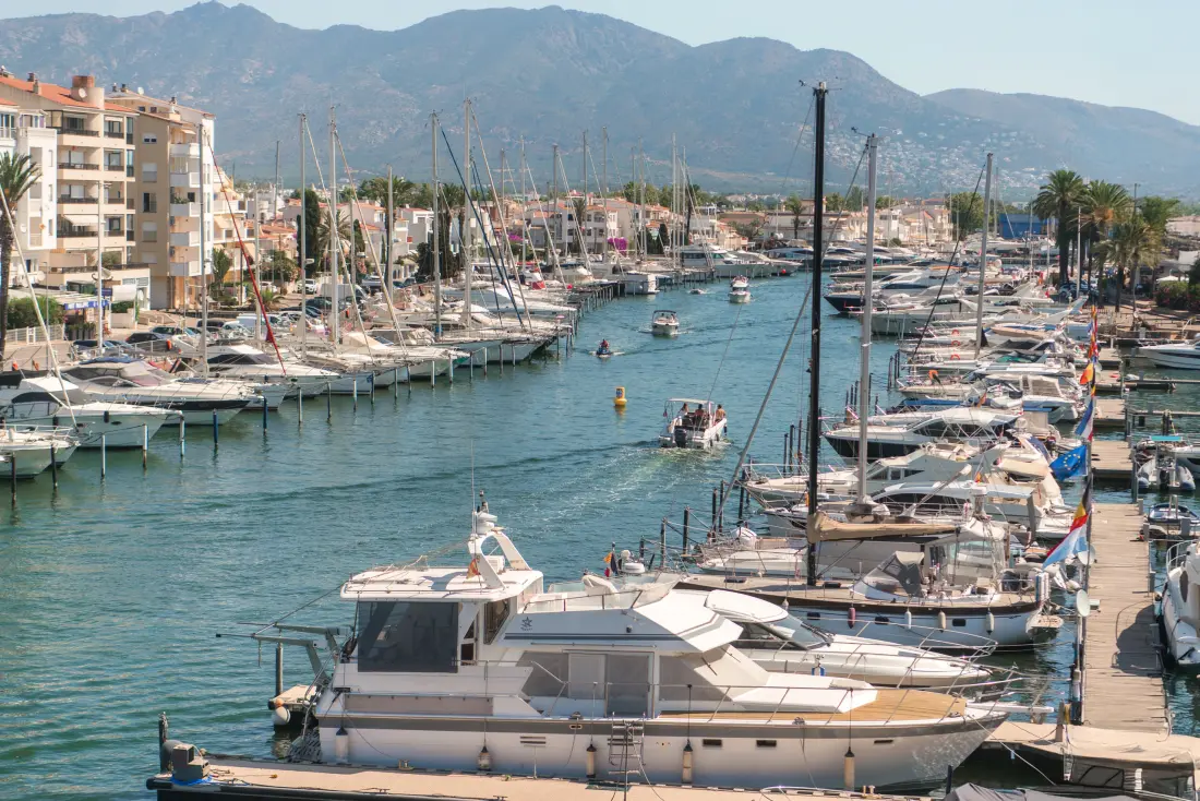 Appartements à Empuriabrava