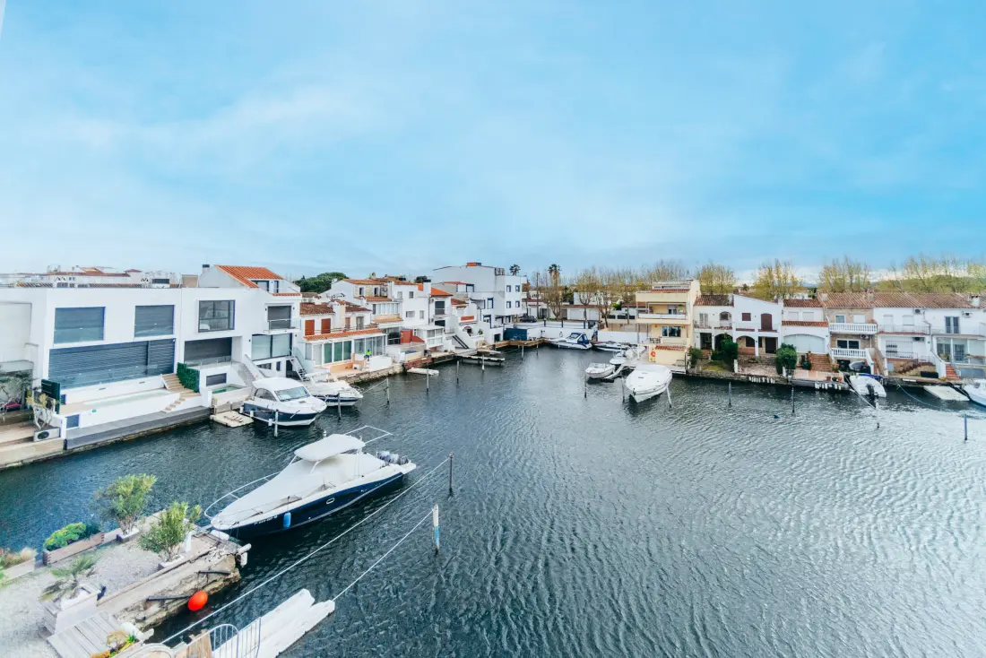 Appartements à Empuriabrava