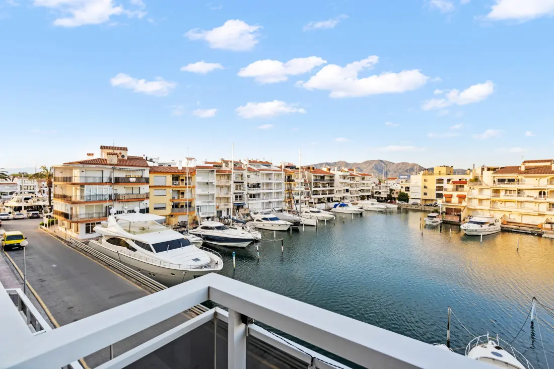Appartements à Empuriabrava