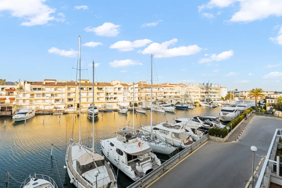 Appartements à Empuriabrava