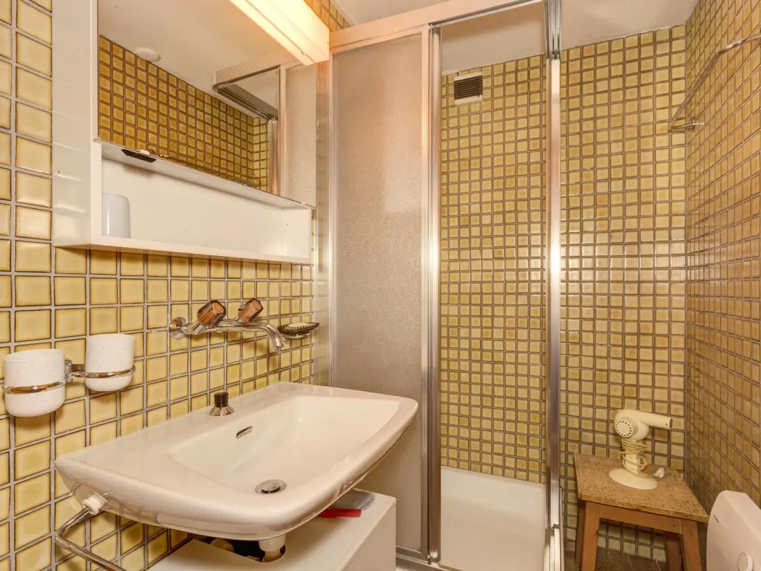 Résidence Adele Appartement/Fewo, Dusche oder Bad, WC 4 1/2 Zimmerwohnung, 6-Betten