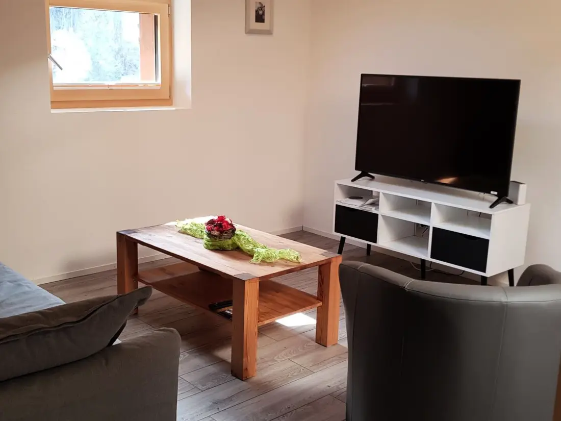 Résidence Lischa 3. OG Süd Appartement/Fewo, Dusche oder Bad, WC