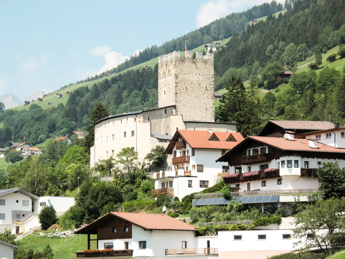 Résidence Burg Biedenegg, Schrofenstein