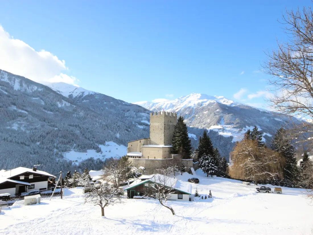 Résidence Burg Biedenegg, Schrofenstein