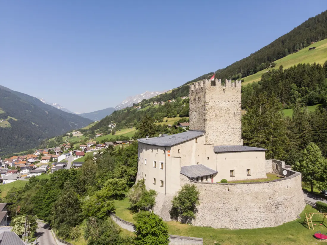 Résidence Burg Biedenegg, Schrofenstein