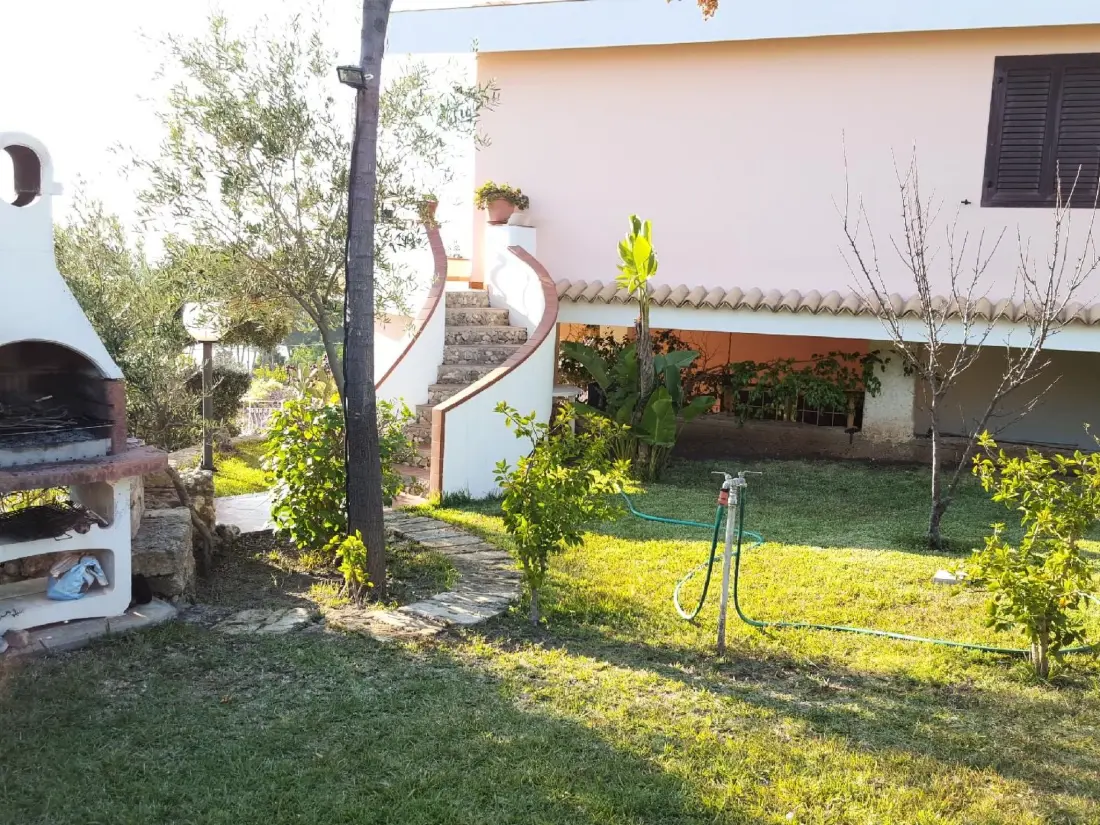 Résidence SYRAKUS IN WOHNSITZ MIT POOL PLEMMIRIO