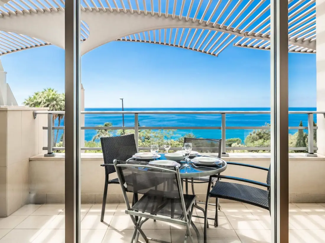 Résidence Modernes Terrassenapartment am Meer
