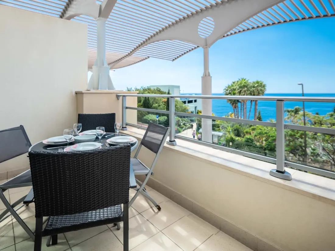 Résidence Modernes Terrassenapartment am Meer