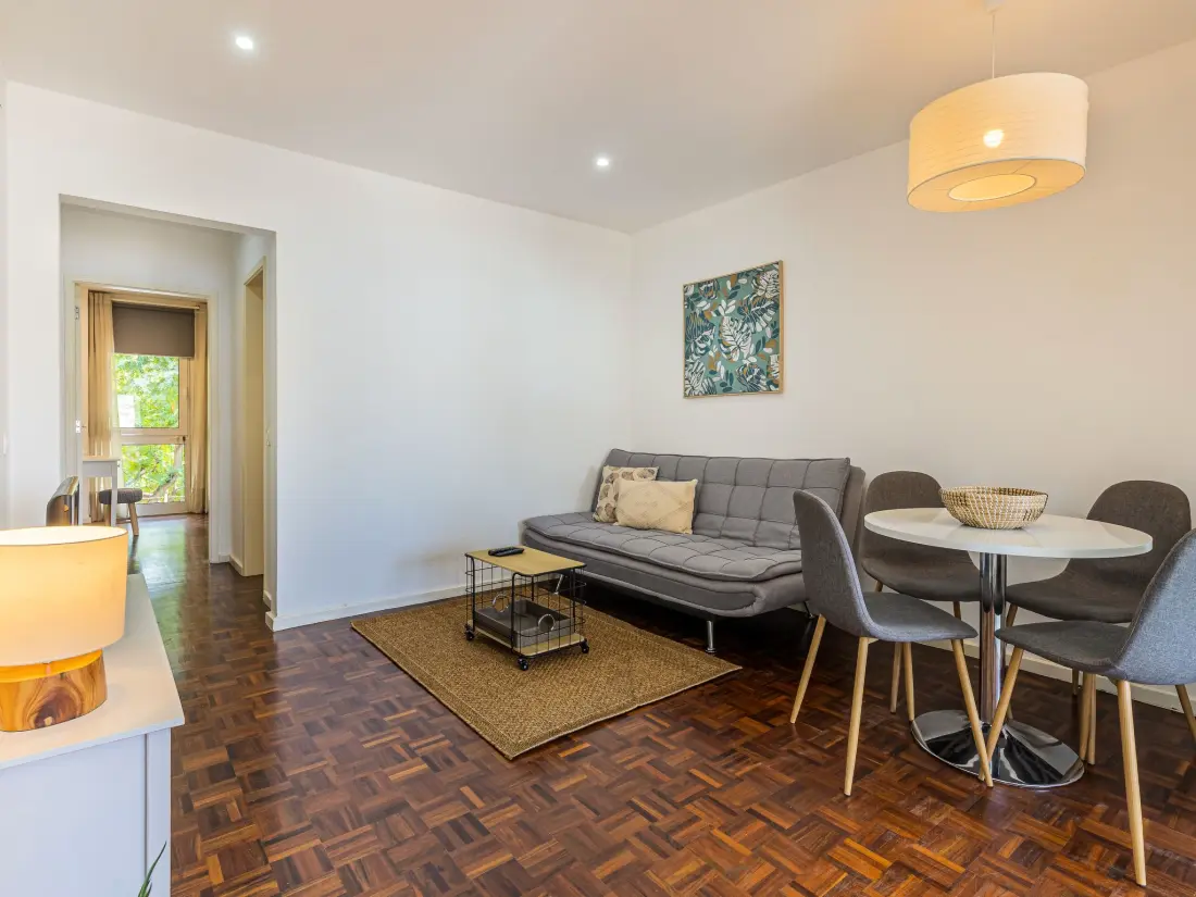 Résidence Wohnung mit Balkon im Stadtzentrum, bei Farmer's Market