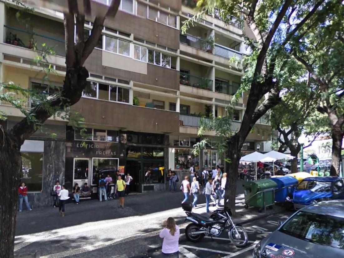 Résidence Wohnung mit Balkon im Stadtzentrum, bei Farmer's Market