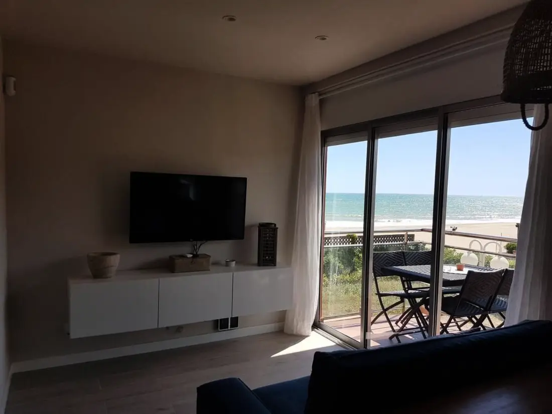 Résidence Apartment mit Meerblick, Terrasse und Schwimmbad