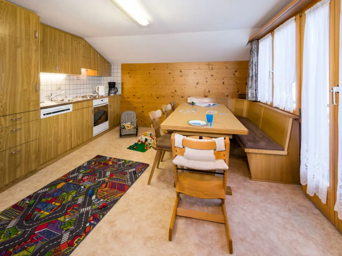 Résidence Chalet Ferienwohnungen Schwalbennest Moos Grächen, (Grächen),