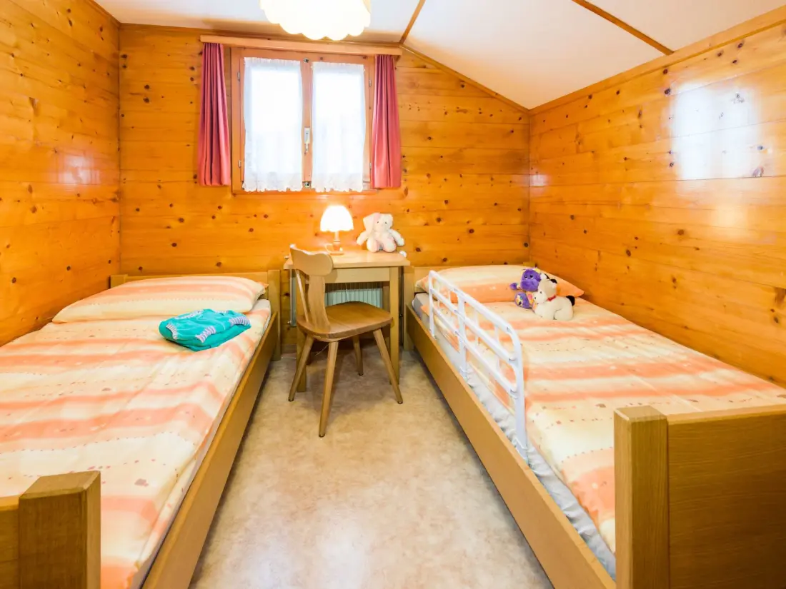 Résidence Chalet Ferienwohnungen Schwalbennest Moos Grächen, (Grächen),