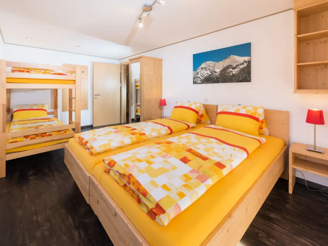 Résidence Clarino, AZapartments.ch, B&B, (Grächen), 1285