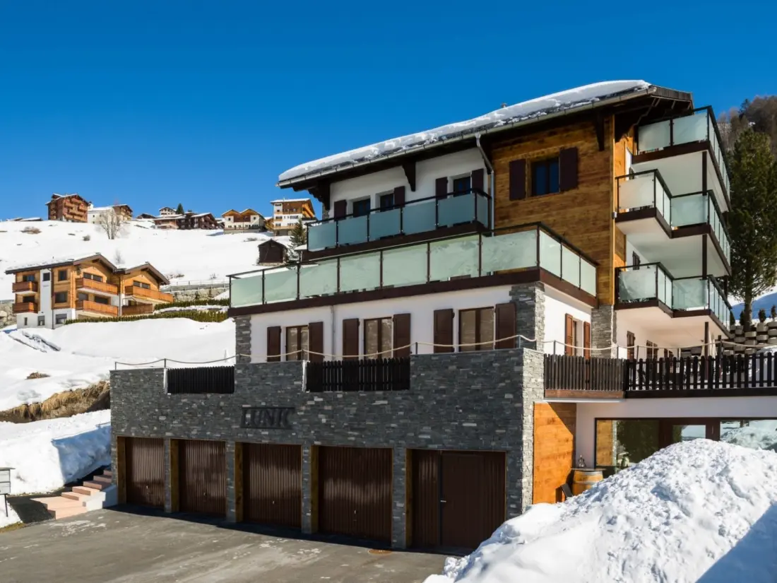 Résidence Clarino, AZapartments.ch, B&B, (Grächen), 1285