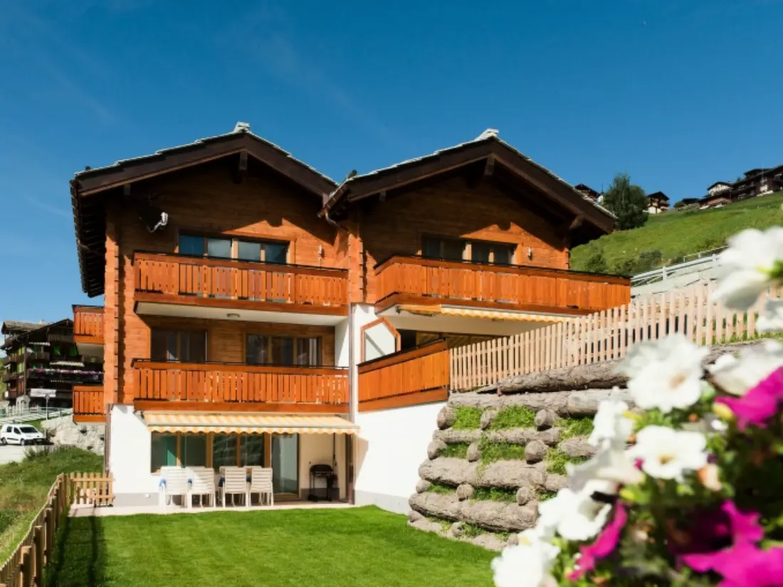Résidence Clarino, AZapartments.ch, B&B, (Grächen), 1285