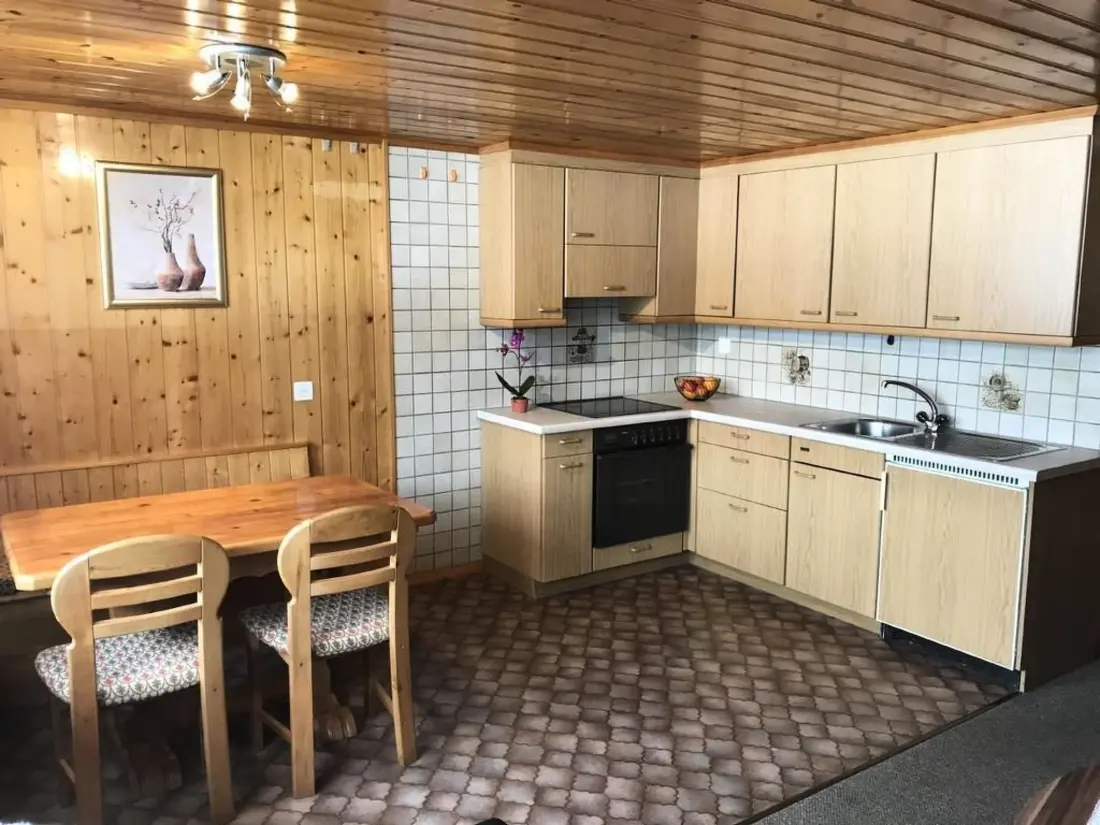 Résidence Beim Faulensee 2-Bett Wohnung  1. Stock  West