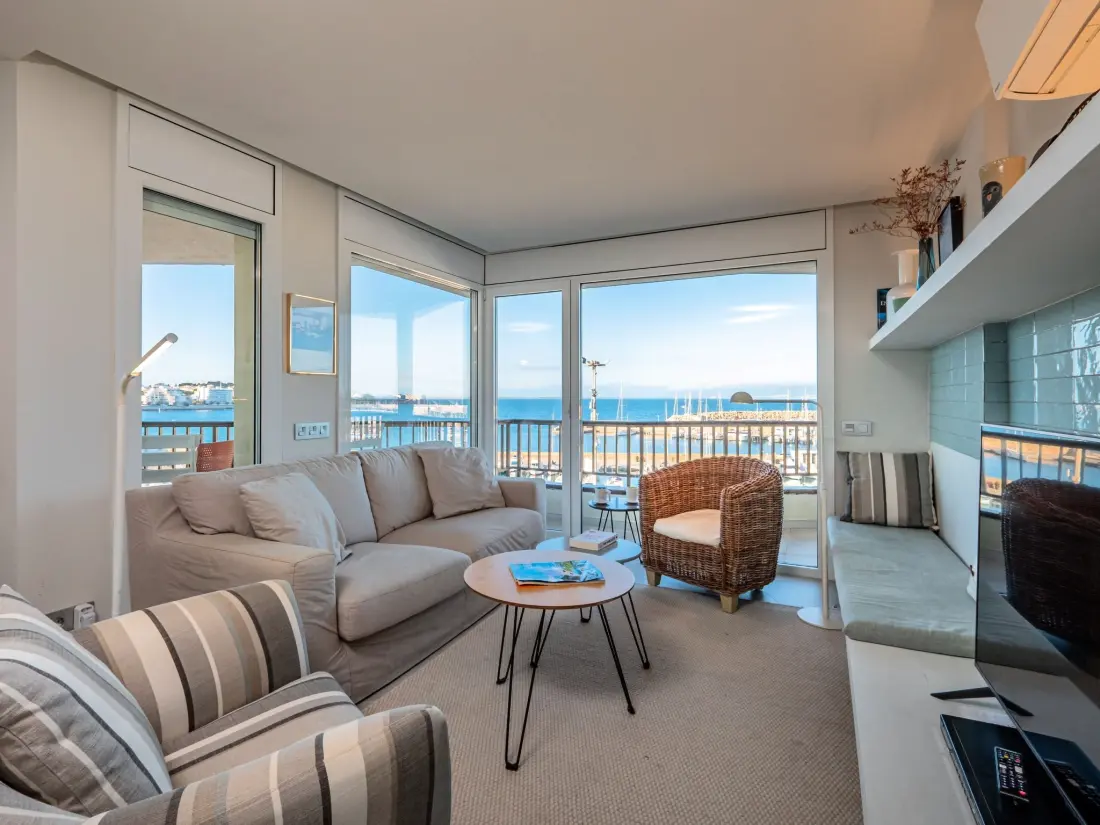 Résidence Costabravaforrent Marina, schöne Wohnung in erster Meereslinie