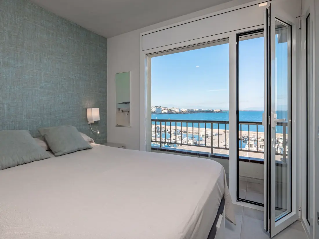 Résidence Costabravaforrent Marina, schöne Wohnung in erster Meereslinie
