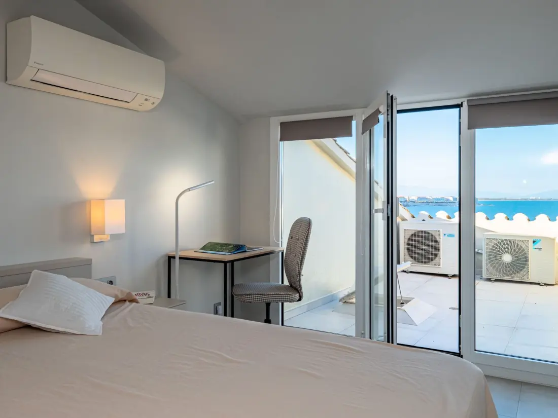 Résidence Costabravaforrent Marina, schöne Wohnung in erster Meereslinie
