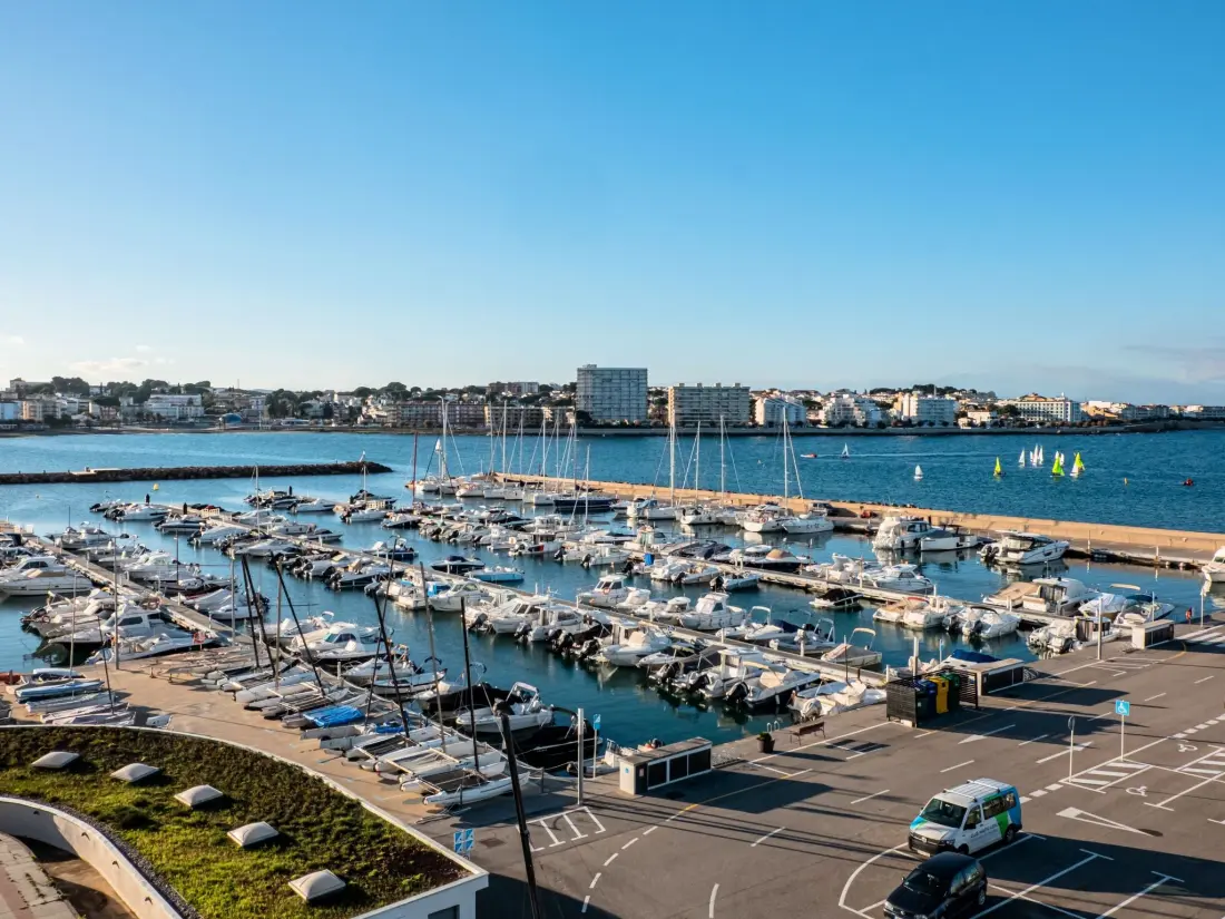 Résidence Costabravaforrent Marina, schöne Wohnung in erster Meereslinie