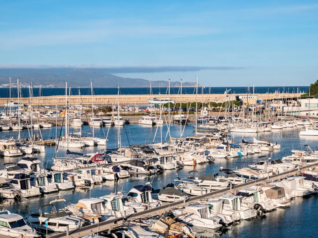 Résidence Costabravaforrent Marina, schöne Wohnung in erster Meereslinie