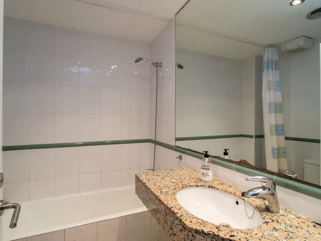 Résidence Costabravaforrent Pedró, Doppelhaushälfte für 6 Personen mit gemeinschaftlichem