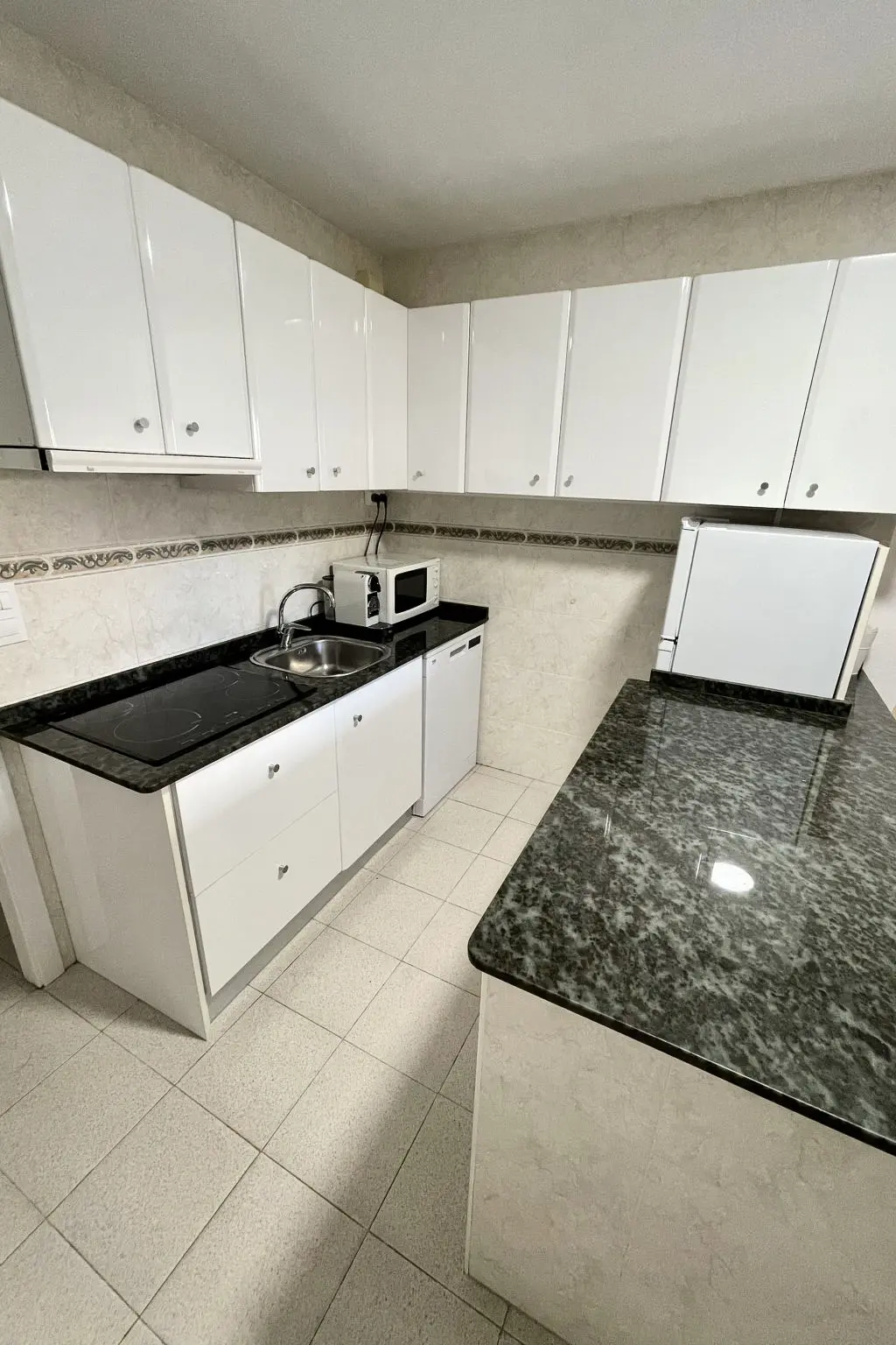 Résidence LA PINEDA HOLIDAY APARTMENT