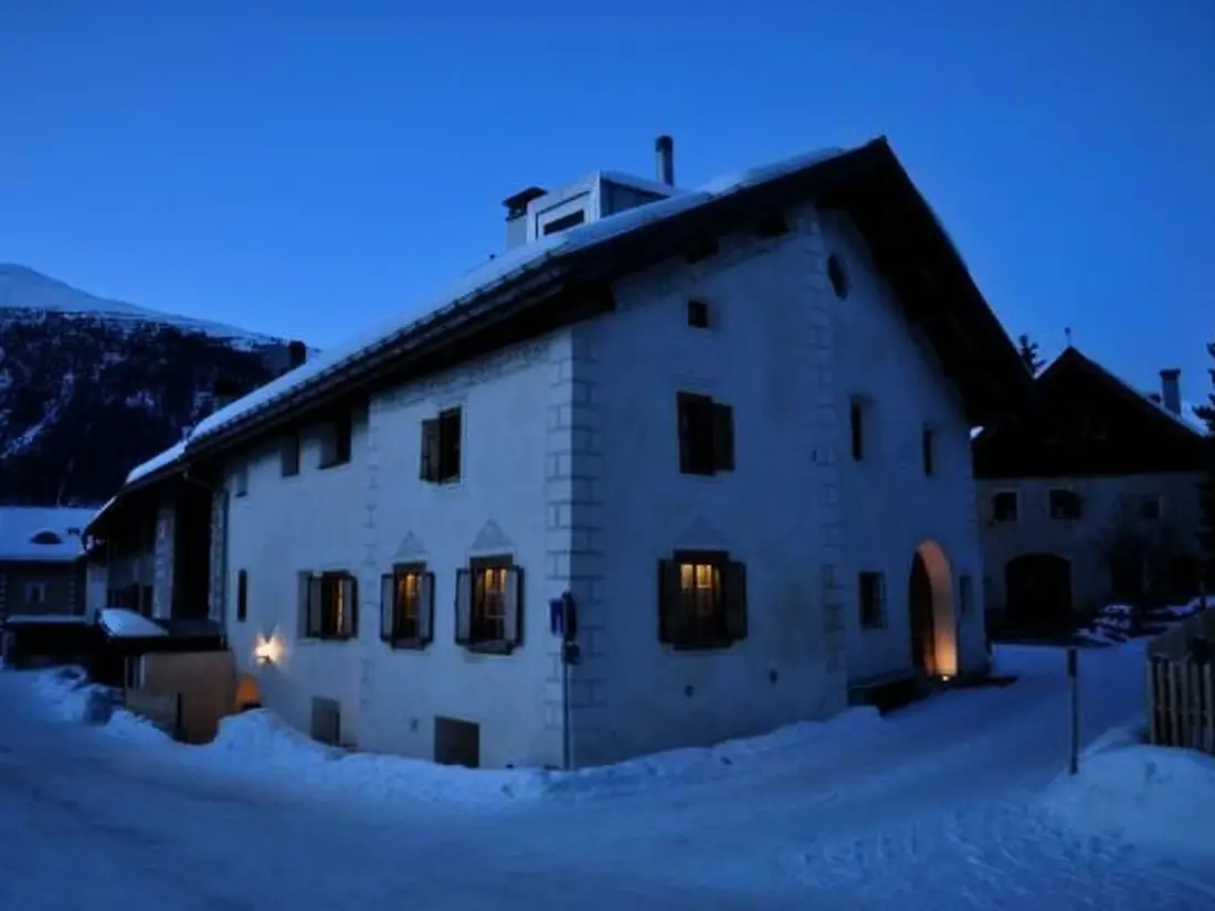 Maison de Vacances La Punt Chamues-ch