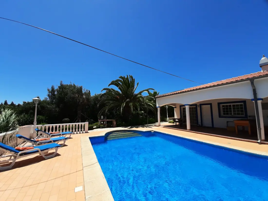 Résidence mit Terrasse und Gemeinschaftspool
