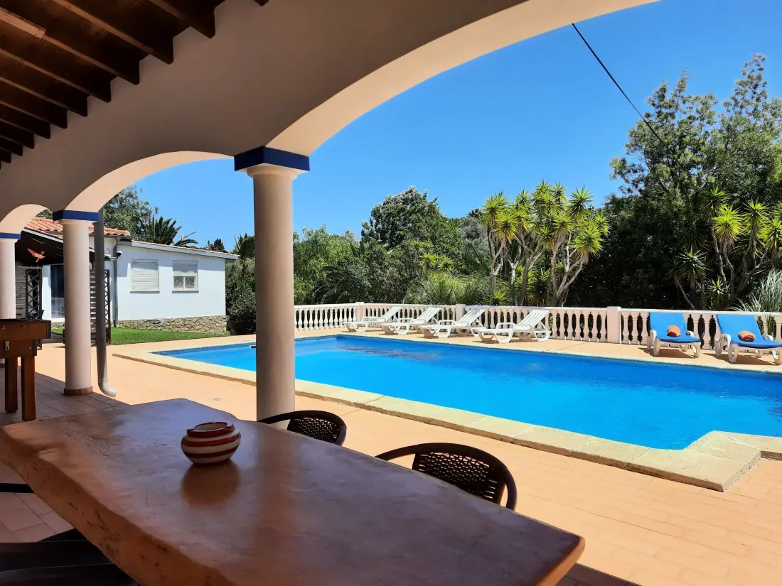 Résidence mit Terrasse und Gemeinschaftspool