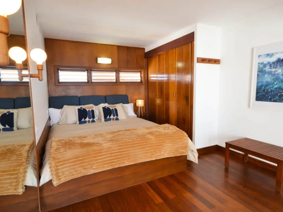 Résidence Wohnung mit privater Terrasse und Meerblick