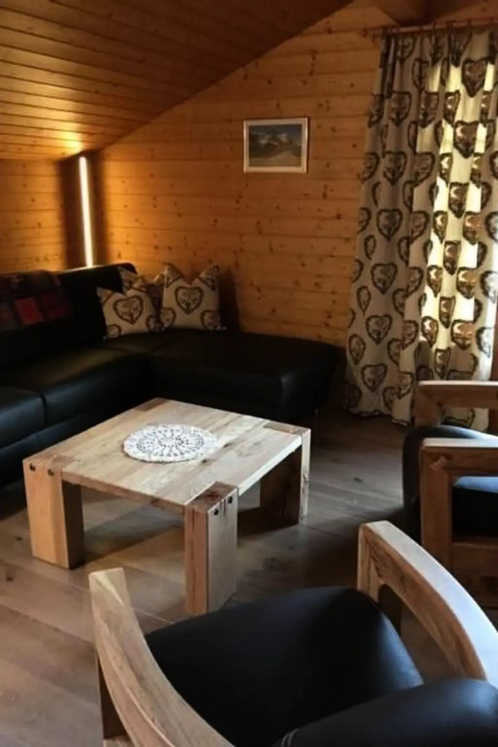Résidence Chäs-Gruebi Wohnung Hase, 3. Stock